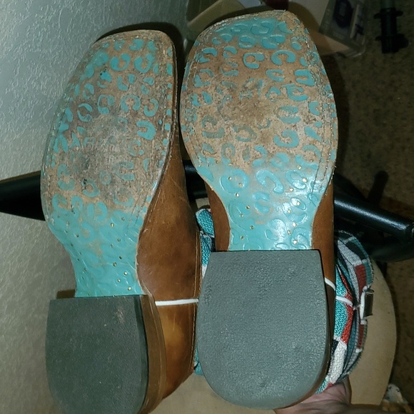 Womens Ariat Boots - Picture 2 of 12